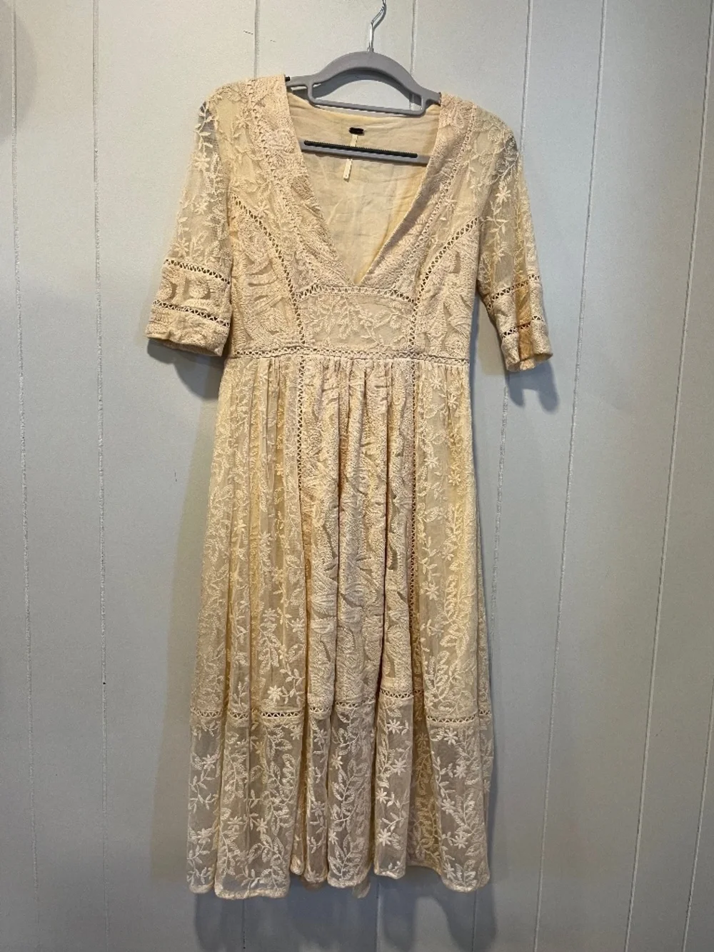 Free People Mountain Laurel Lace Crochet Mide Dress Ivory Boho Romantic sz 2